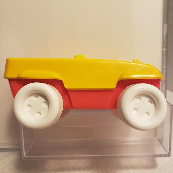 1981 CBS INC. YELLOW and RED CAR WHITE WHEELS - SESAME STREET TOY - TRUE VINTAGE - Picture 2 of 11